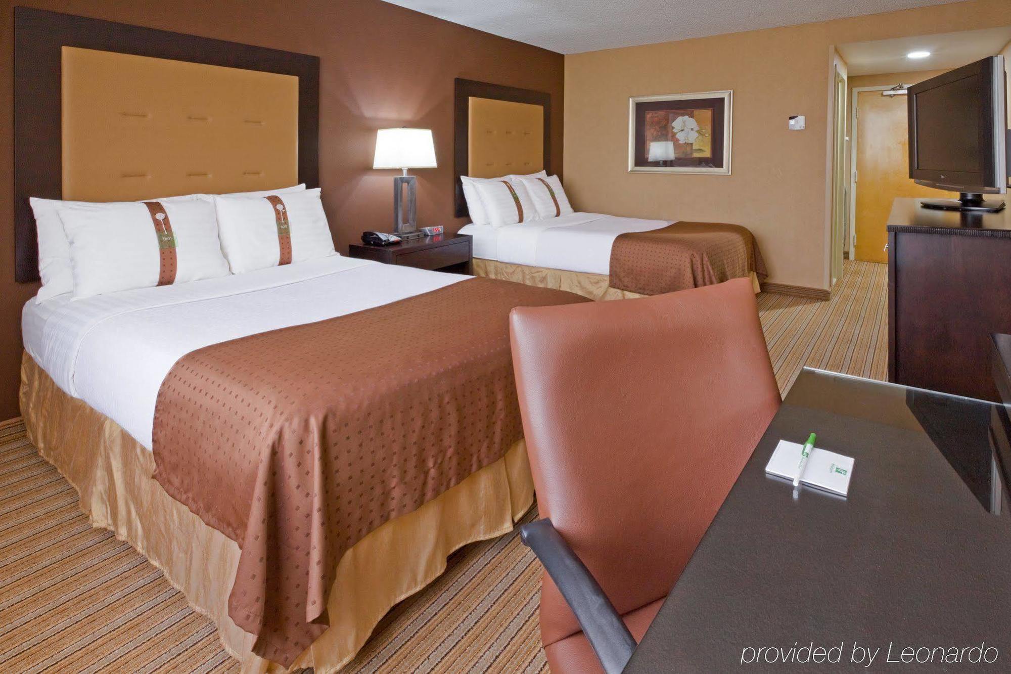 Holiday Inn & Suites Parsippany Fairfield, An Ihg Hotel Номер фото